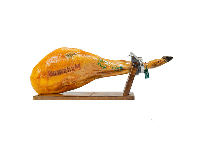 伊比利亞風(fēng)干火腿后腿谷物飼養(yǎng)帶骨(綠標(biāo))